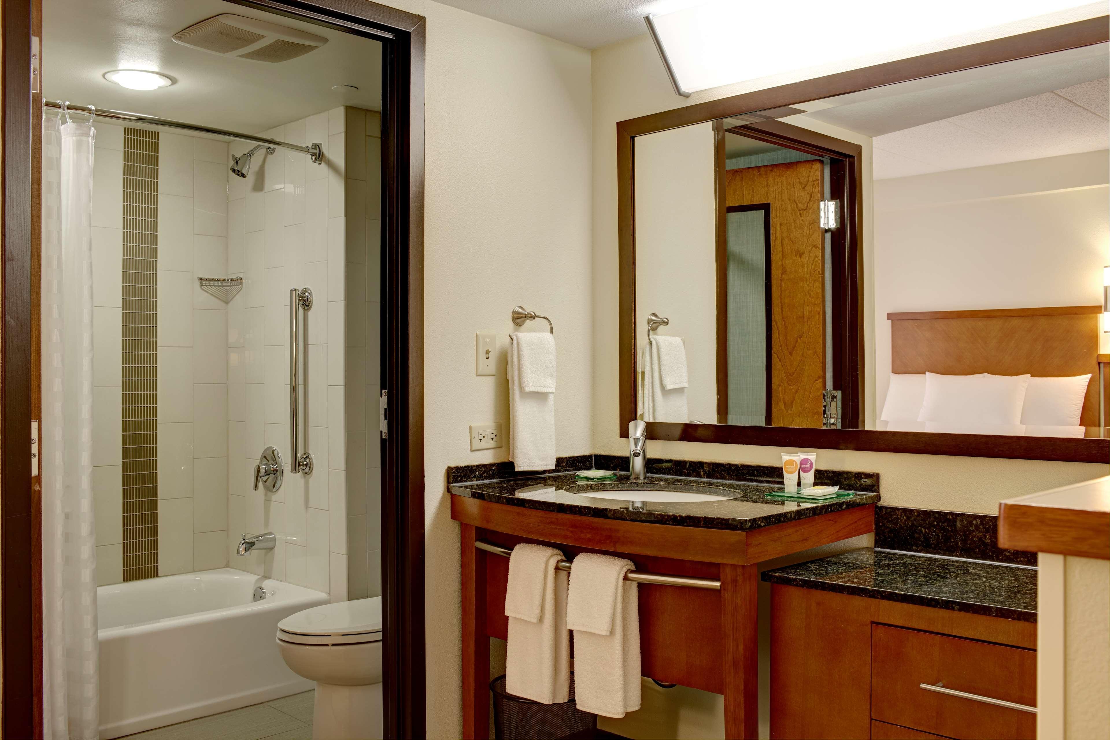 Hyatt Place Salt Lake City Downtown / The Gateway Екстериор снимка