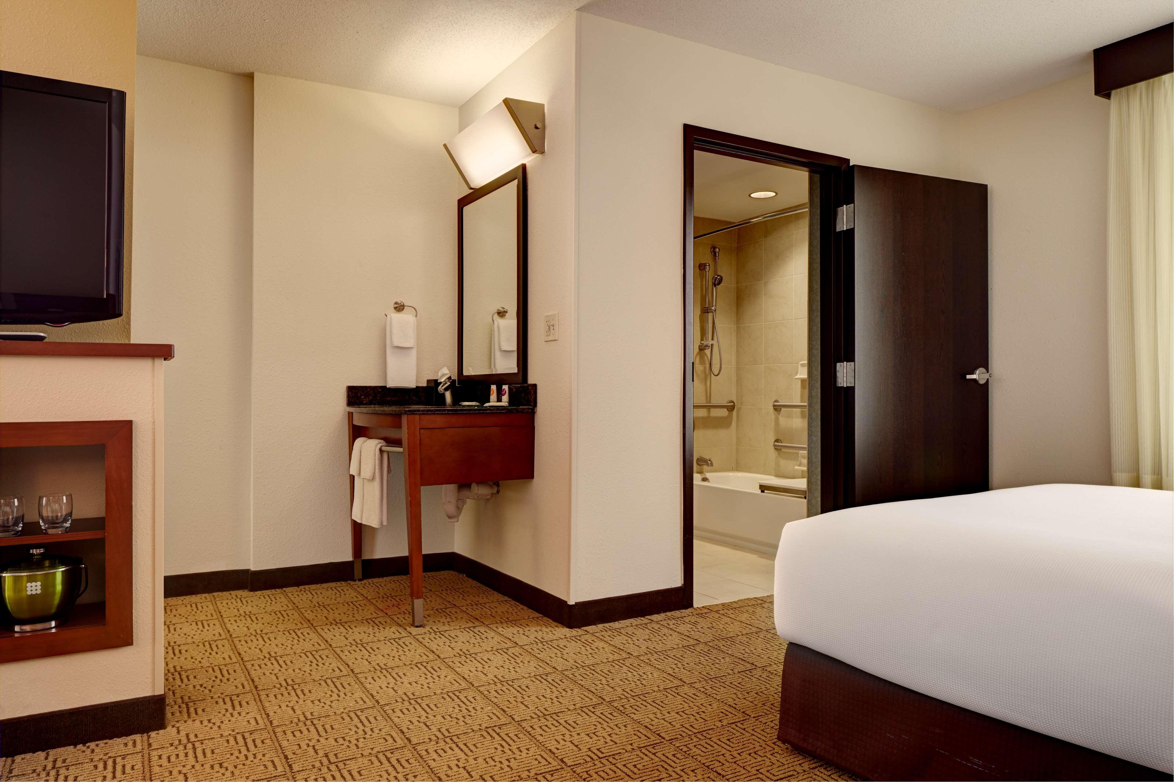 Hyatt Place Salt Lake City Downtown / The Gateway Екстериор снимка