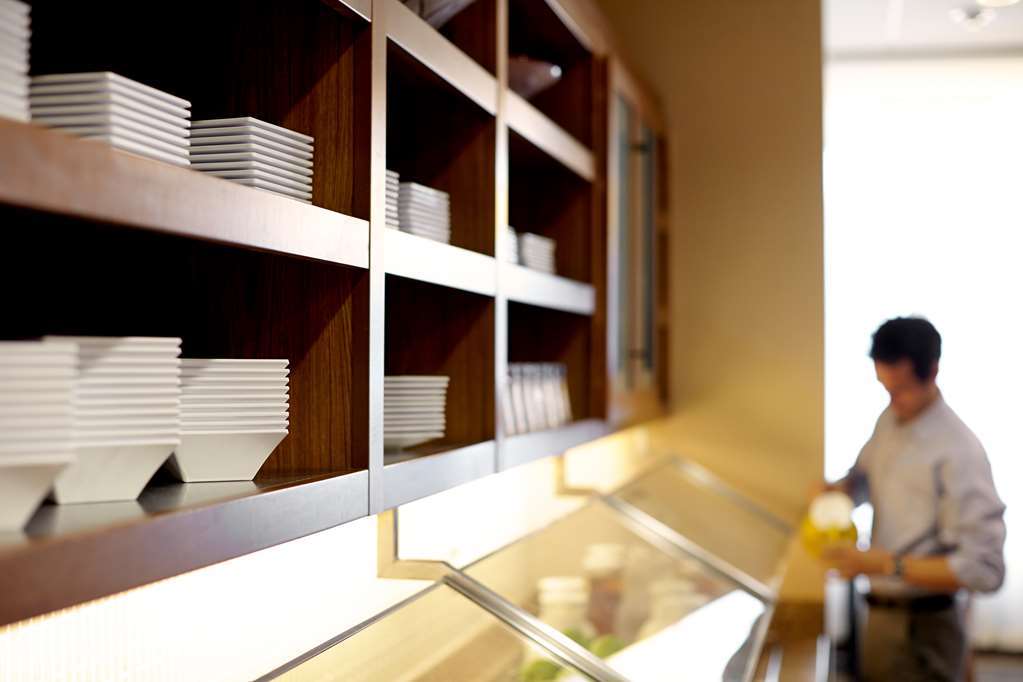 Hyatt Place Salt Lake City Downtown / The Gateway Ресторант снимка