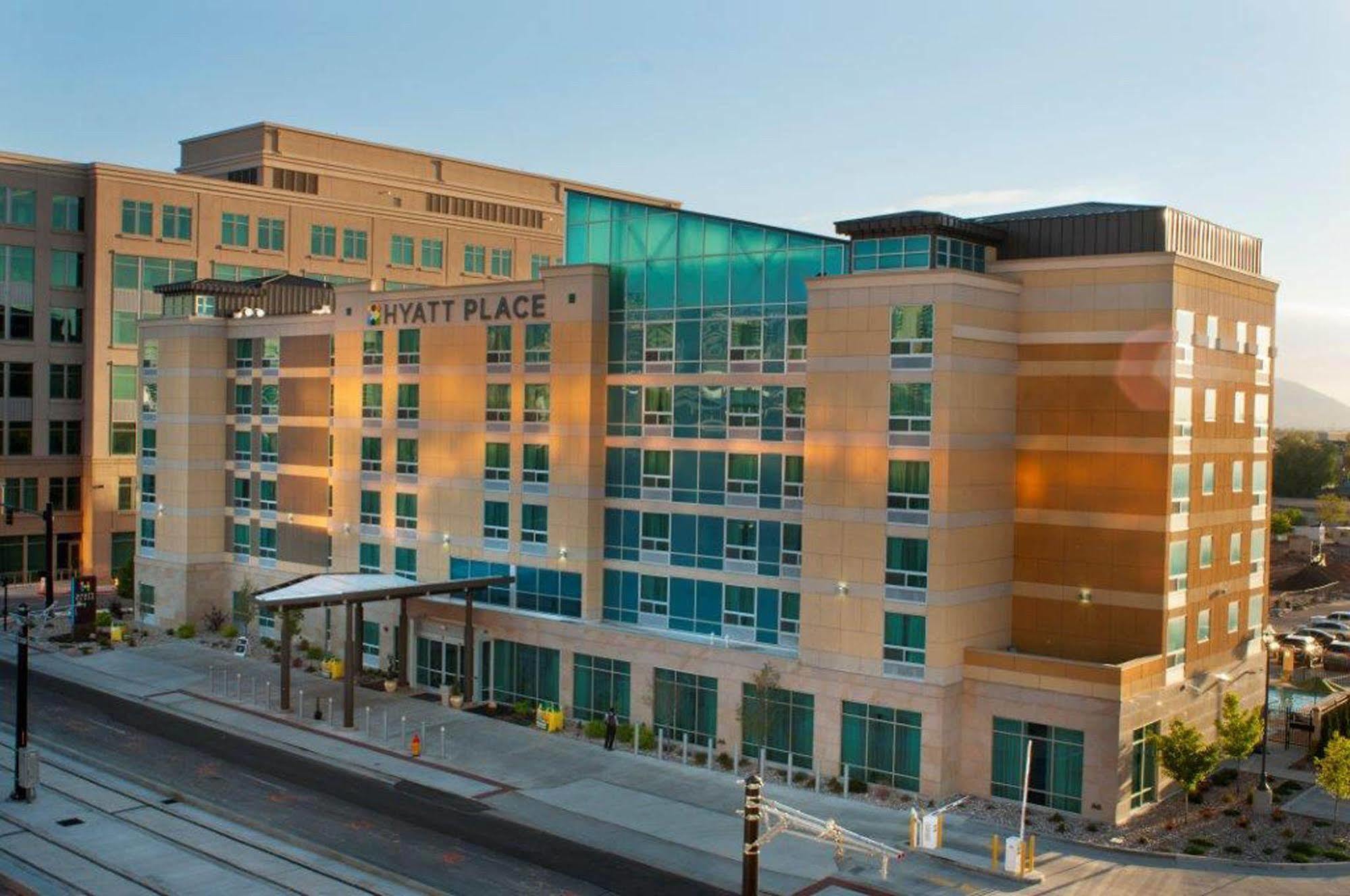 Hyatt Place Salt Lake City Downtown / The Gateway Екстериор снимка